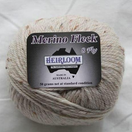 Heirloom Merino Fleck 8ply -552 linen