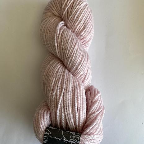 Cascade 220 - 4192 Soft Pink