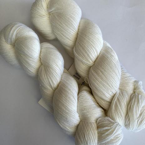 Heritage Sock Yarn - 5682 White